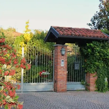 Apartment Alloggio In Prima Collina Biellese *